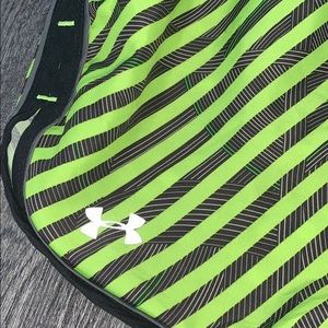 UNDER ARMOR SHORTS